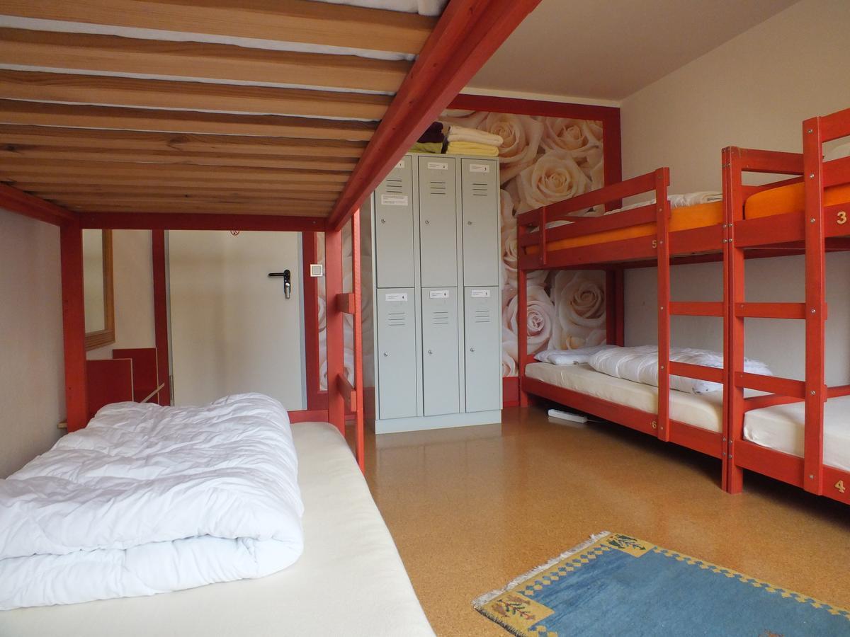 Max Hostel Bonn Buitenkant foto
