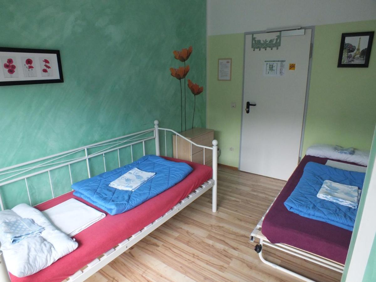 Max Hostel Bonn Buitenkant foto